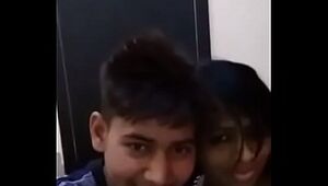 Indian Girlfriend and Boyfriend Kissing video